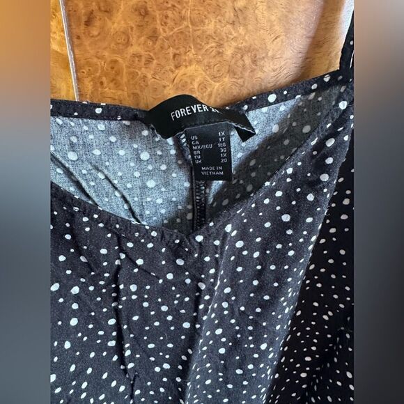 Forever 21 polka dot dress - Picture 5 of 5